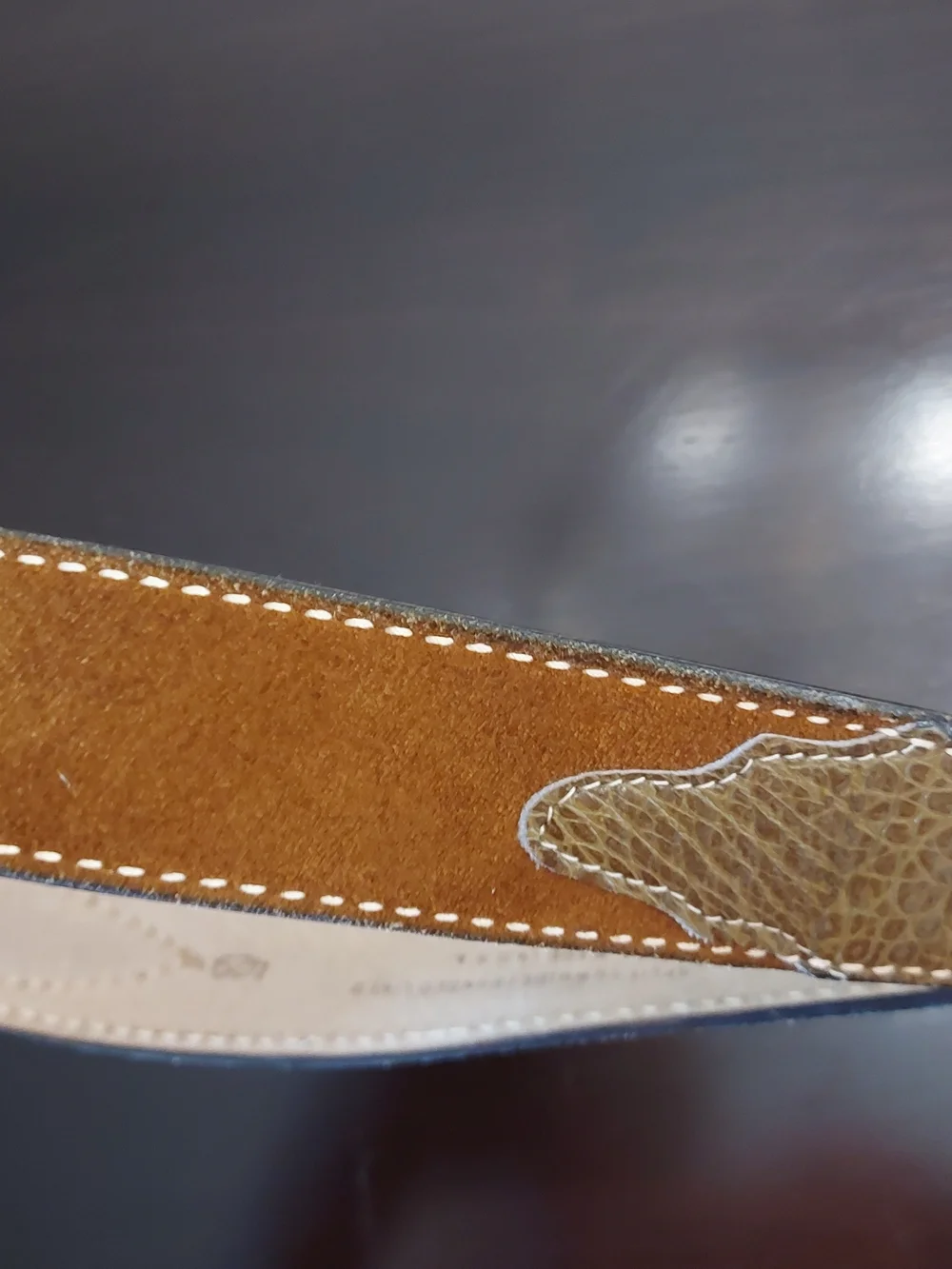 Unisex Two-Tone Brown Western Leather Belt with Textured Panels. SZ. 32